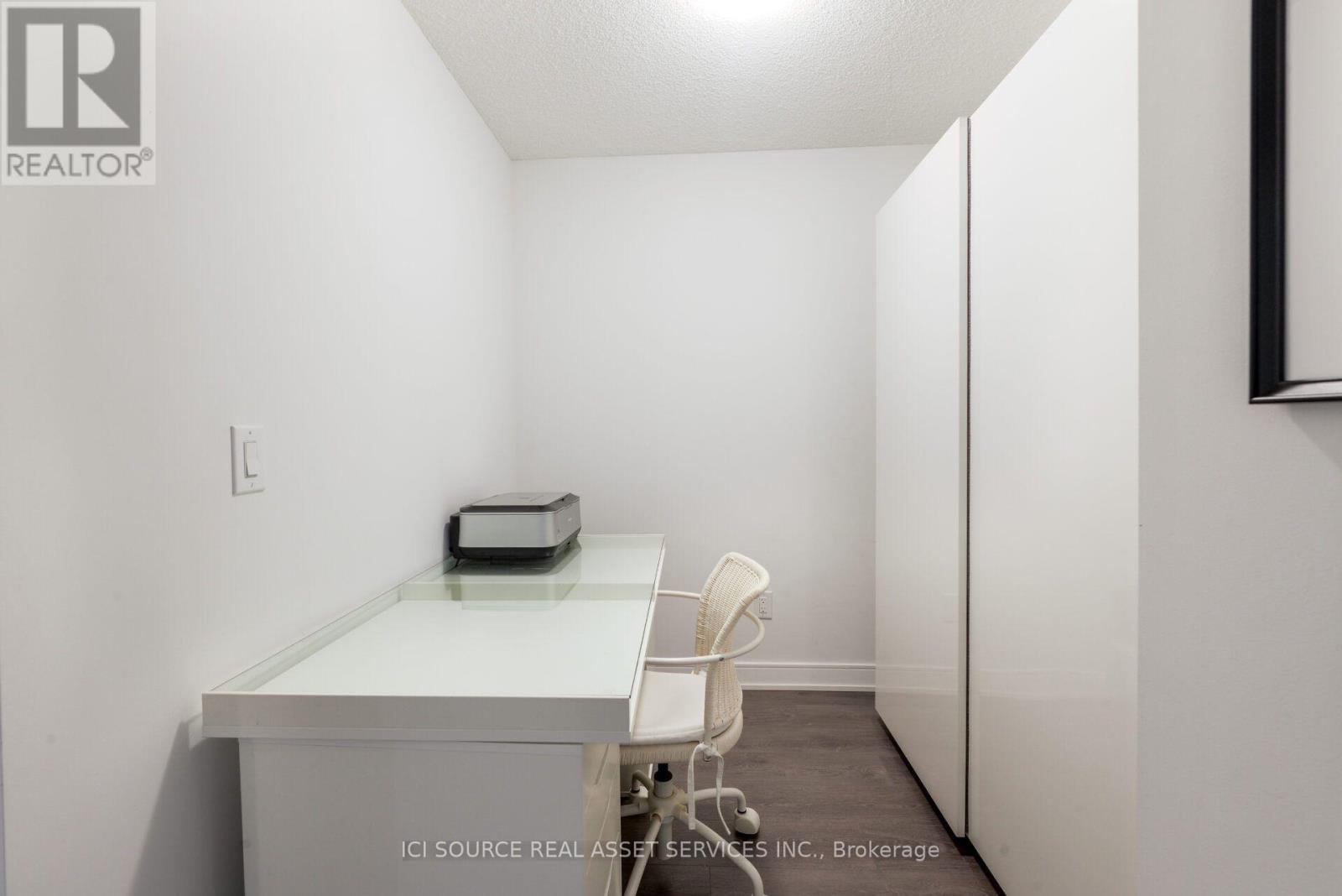 1020 - 525 Adelaide Street W, Toronto, Ontario  M5V 0N7 - Photo 16 - C13795142