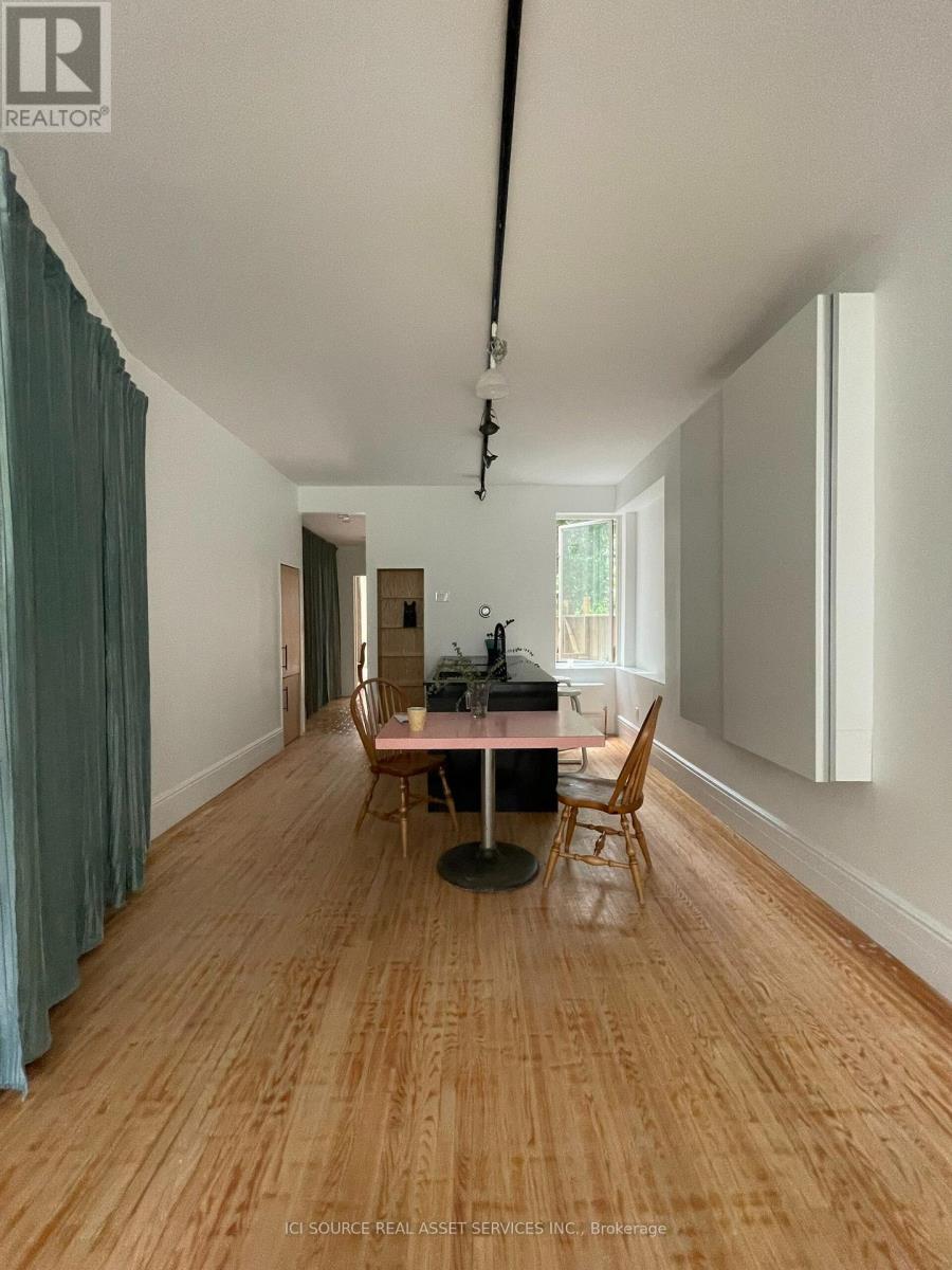 2 - 60 Beverley Street, Toronto, Ontario  M5T 1X9 - Photo 10 - C13797408