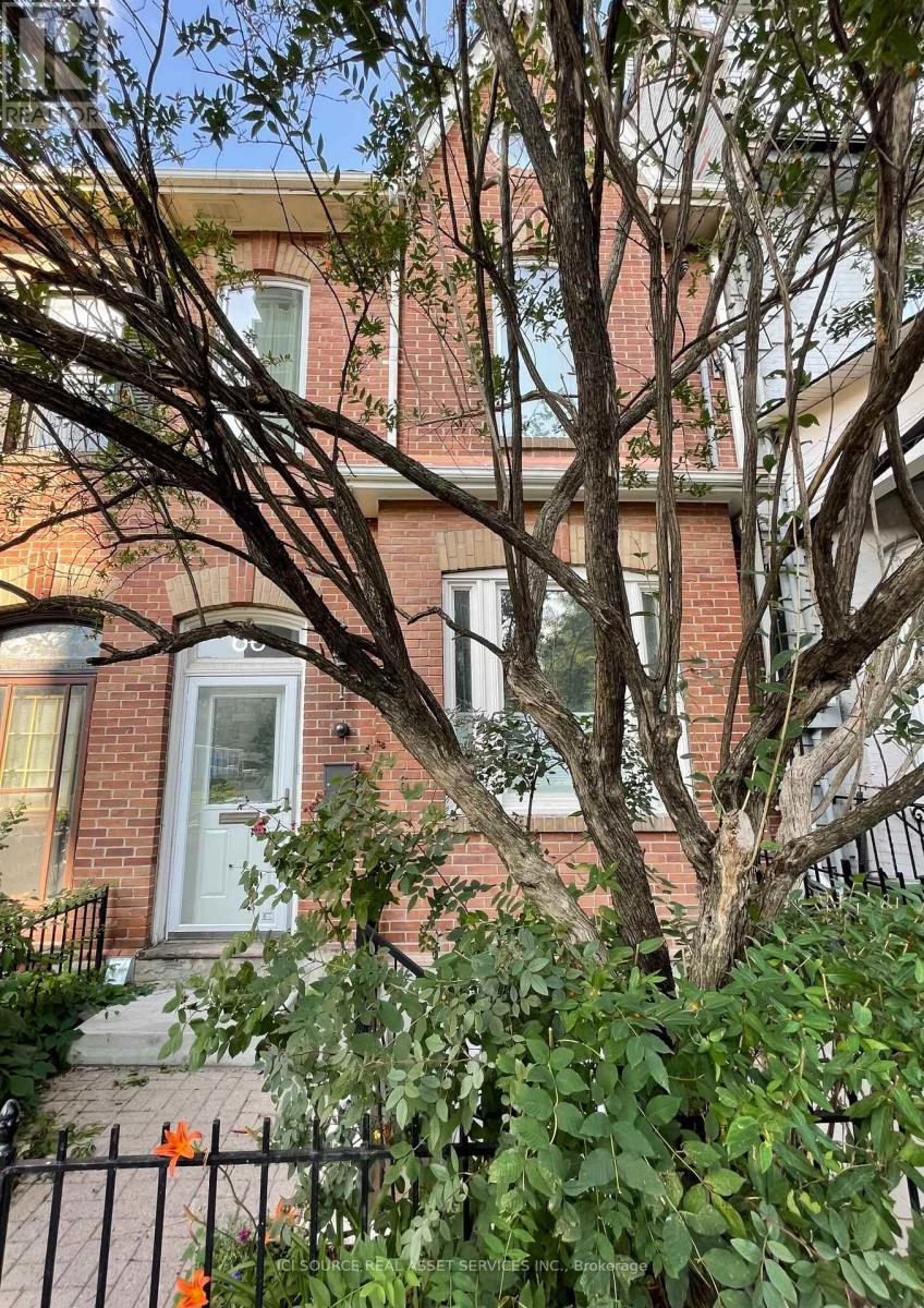 2 - 60 Beverley Street, Toronto, Ontario  M5T 1X9 - Photo 11 - C13797408