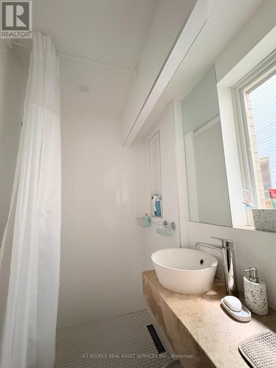 2 - 60 Beverley Street, Toronto, Ontario  M5T 1X9 - Photo 23 - C13797408