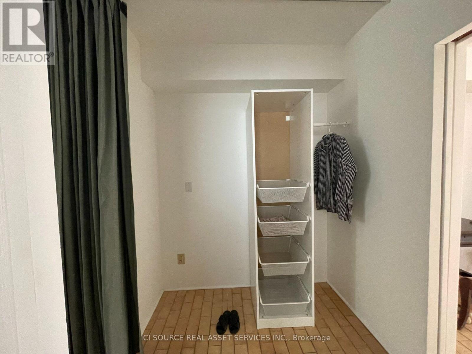 2 - 60 Beverley Street, Toronto, Ontario  M5T 1X9 - Photo 7 - C13797408