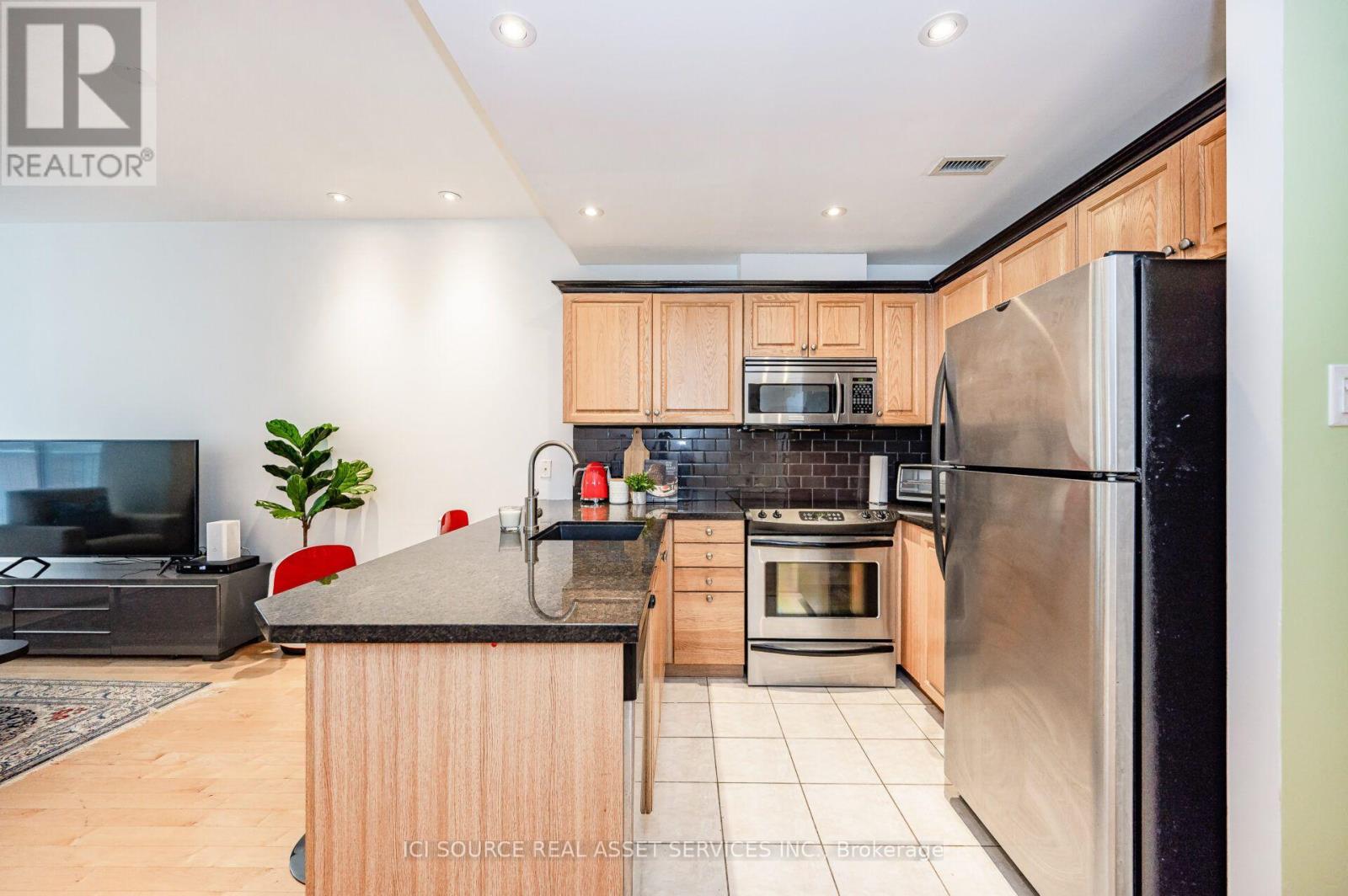 308 - 600 Eglinton Avenue E, Toronto, Ontario  M4P 1P3 - Photo 8 - C13805568
