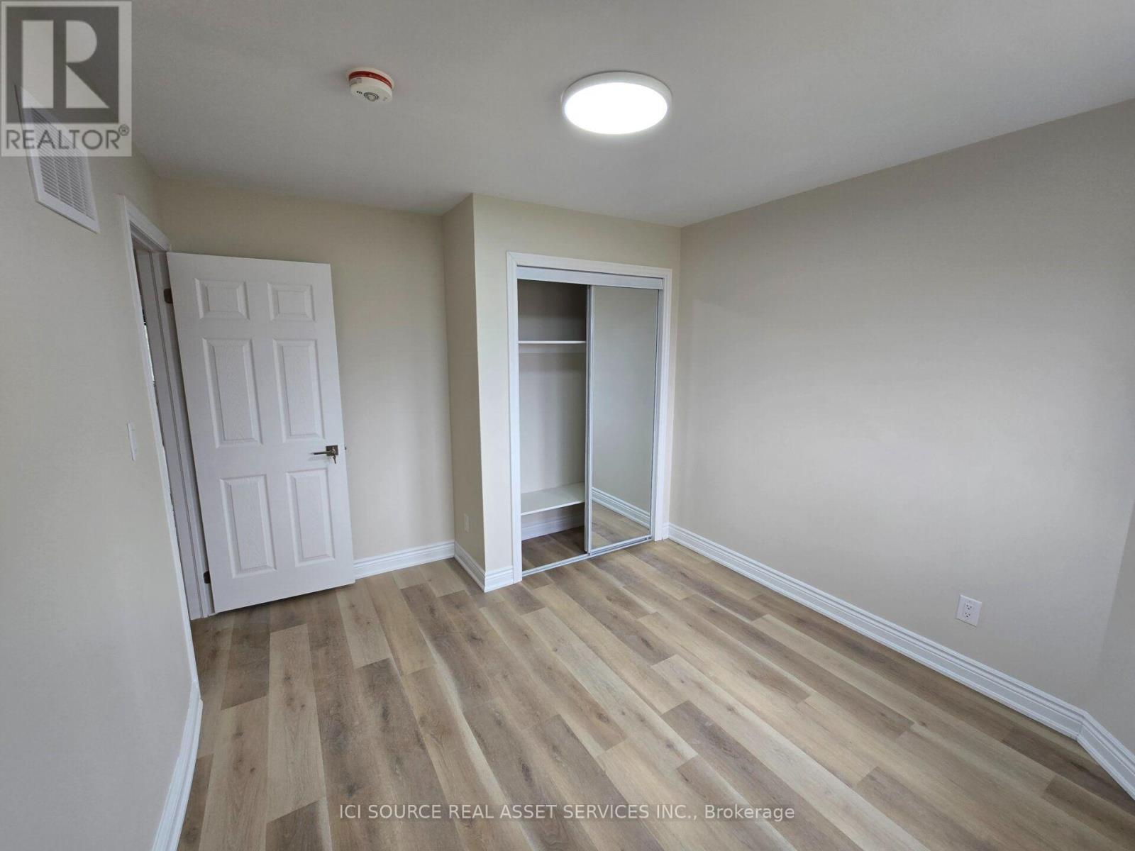 Main Fl - 16 Brownridge Court, Brampton, Ontario  L6W 4L5 - Photo 10 - W13806930