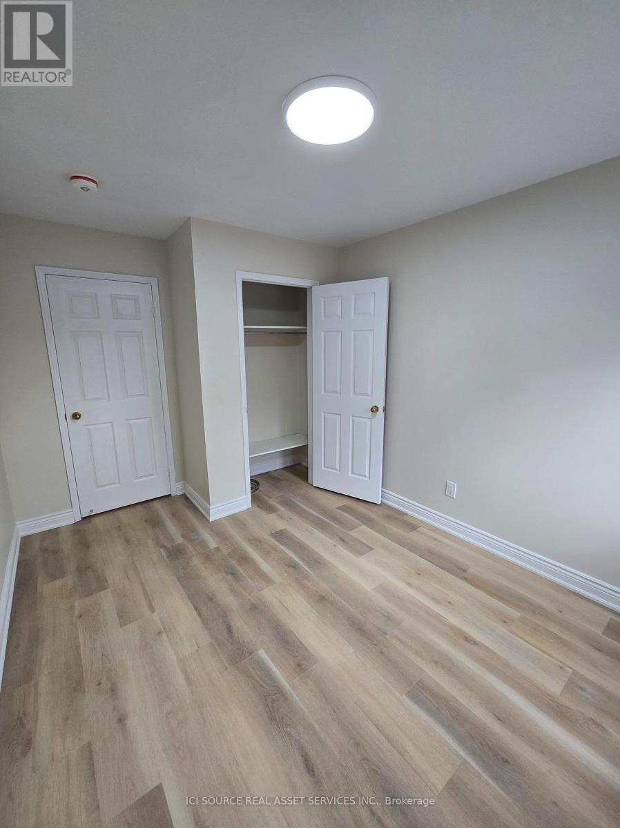 Main Fl - 16 Brownridge Court, Brampton, Ontario  L6W 4L5 - Photo 14 - W13806930