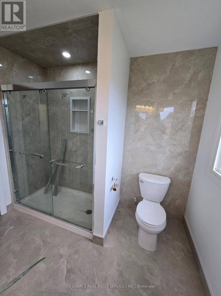 Main Fl - 16 Brownridge Court, Brampton, Ontario  L6W 4L5 - Photo 16 - W13806930