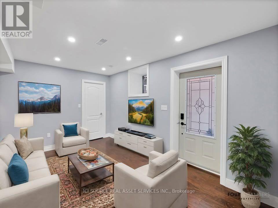 Unit #b - 84 Magill Street, Hamilton, Ontario  L8R 2Y5 - Photo 2 - X13806944