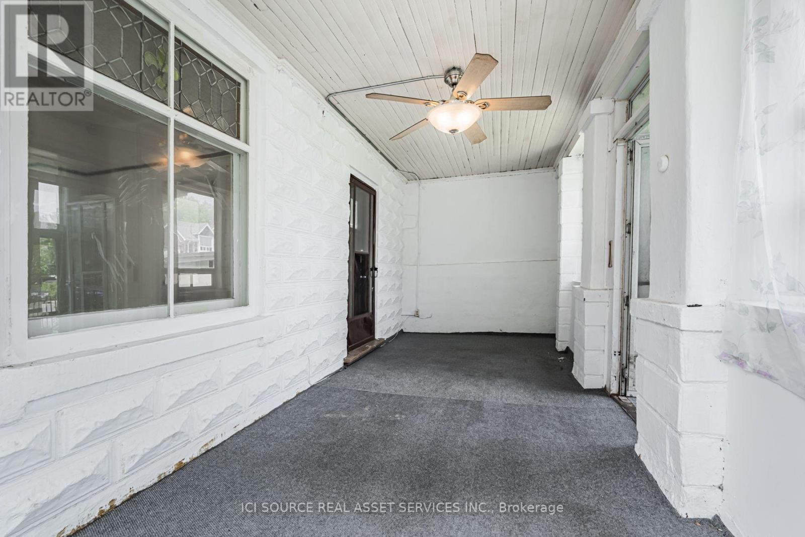 Main & Upper - 12 Sibley Avenue, Toronto, Ontario  M4C 5E7 - Photo 2 - E13812462
