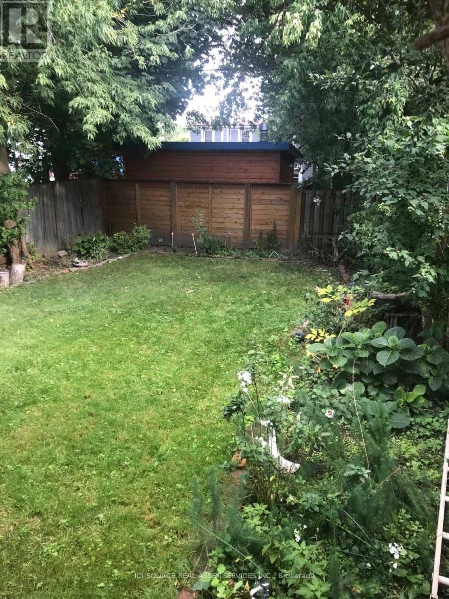2nd Floor - 2609 Kingston Road, Toronto, Ontario  M1M 1M1 - Photo 3 - E13820938