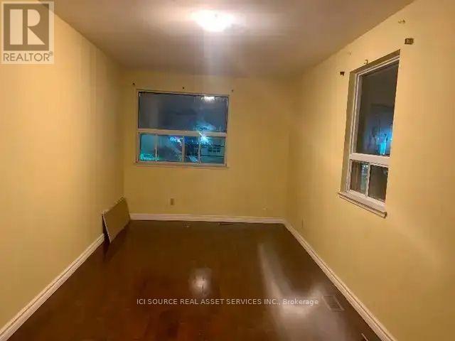 2nd Floor - 2609 Kingston Road, Toronto, Ontario  M1M 1M1 - Photo 7 - E13820938