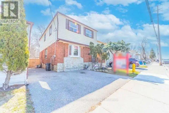 2nd Floor - 2609 Kingston Road, Toronto, Ontario  M1M 1M1 - Photo 8 - E13820938
