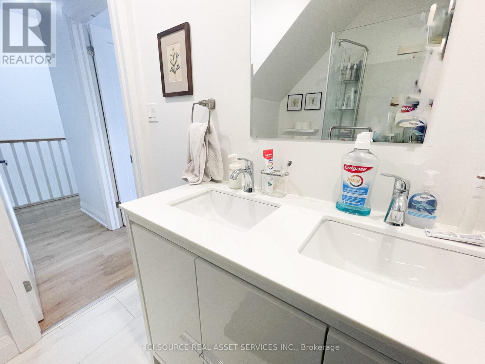 1 - 20 Sullivan Street, Toronto, Ontario  M5T 1B9 - Photo 11 - C13822192