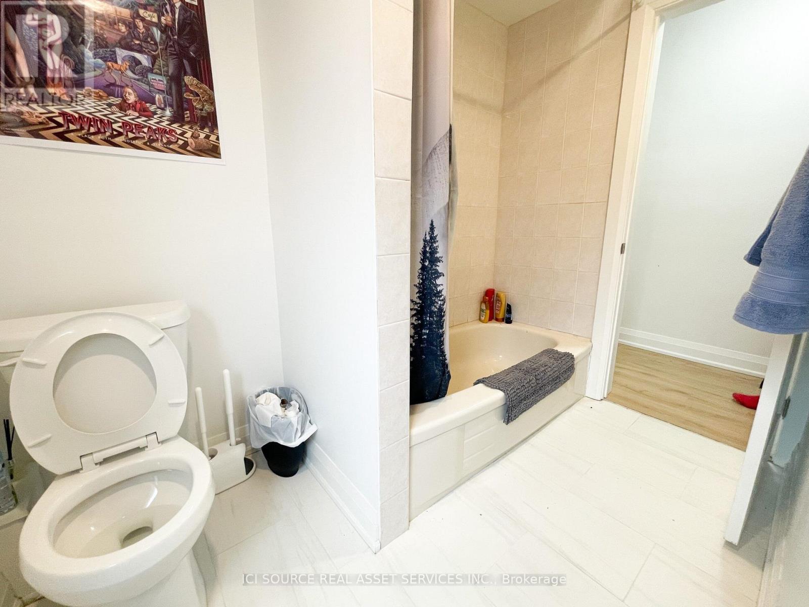 1 - 20 Sullivan Street, Toronto, Ontario  M5T 1B9 - Photo 3 - C13822192