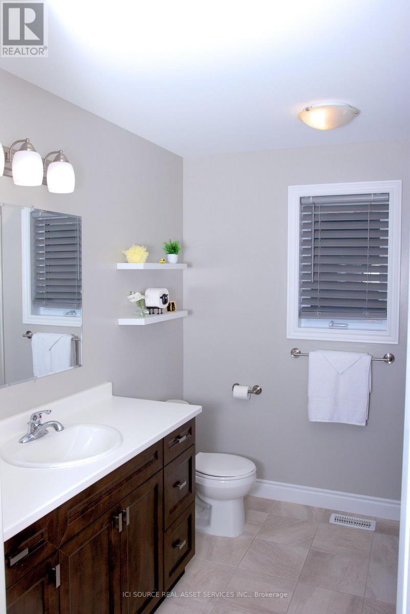 50 Deacon Place, Belleville, Ontario  K8P 0G4 - Photo 11 - X13827086