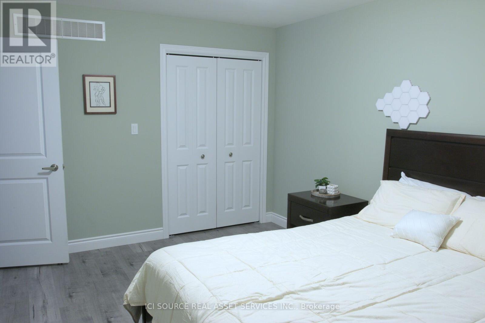 50 Deacon Place, Belleville, Ontario  K8P 0G4 - Photo 9 - X13827086
