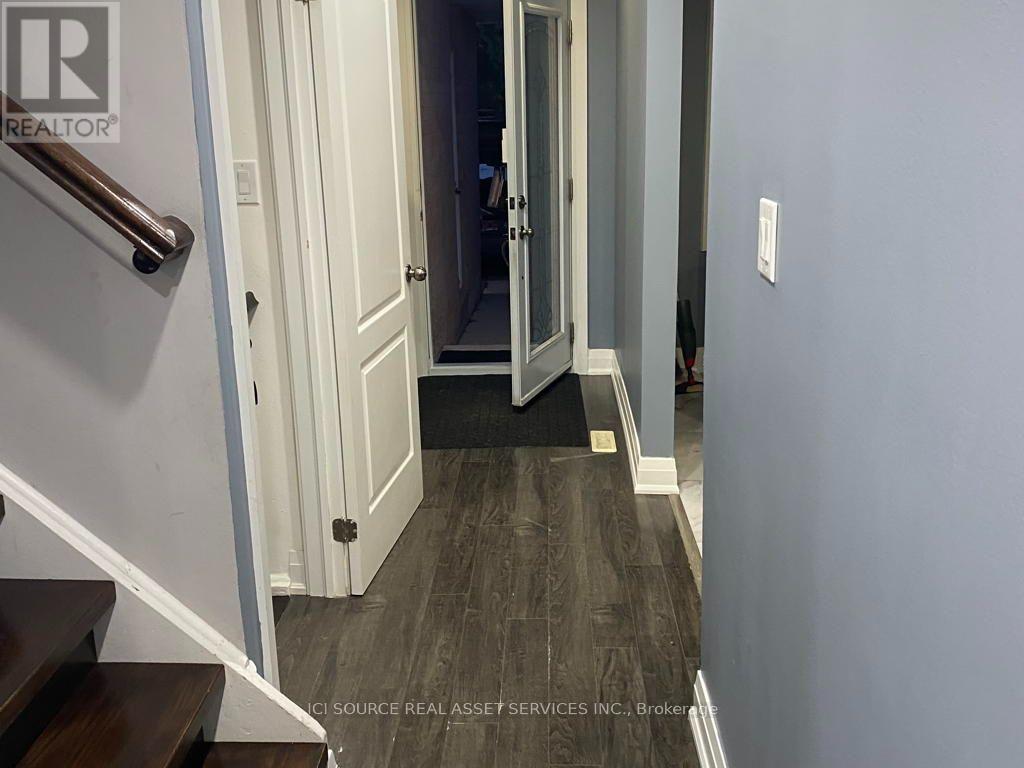 77 Newbridge Crescent, Brampton, Ontario  L6S 4B5 - Photo 34 - W13832250