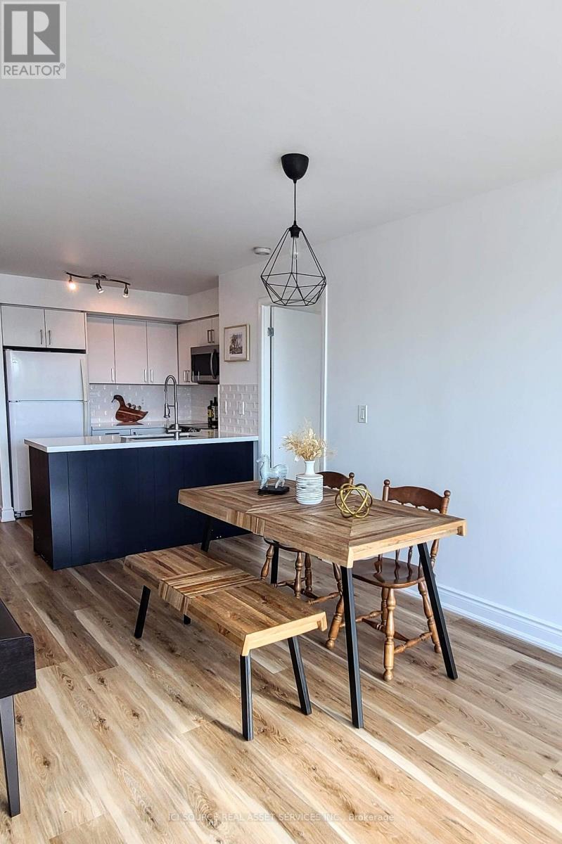 611 - 219 Fort York Boulevard, Toronto, Ontario  M5V 1B1 - Photo 3 - C13833626