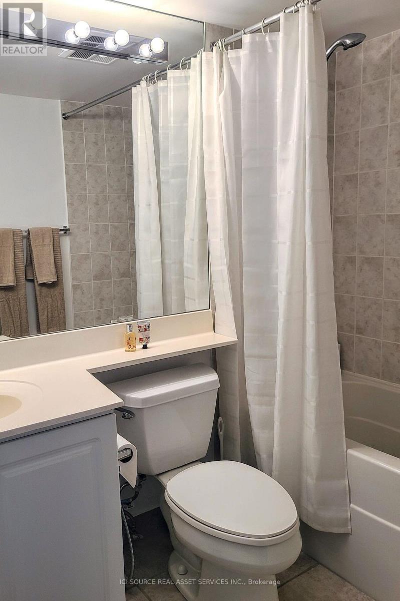 611 - 219 Fort York Boulevard, Toronto, Ontario  M5V 1B1 - Photo 6 - C13833626