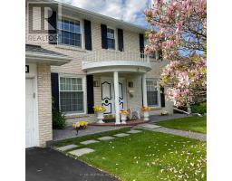 14 ROBINHOOD DRIVE, Hamilton, Ontario