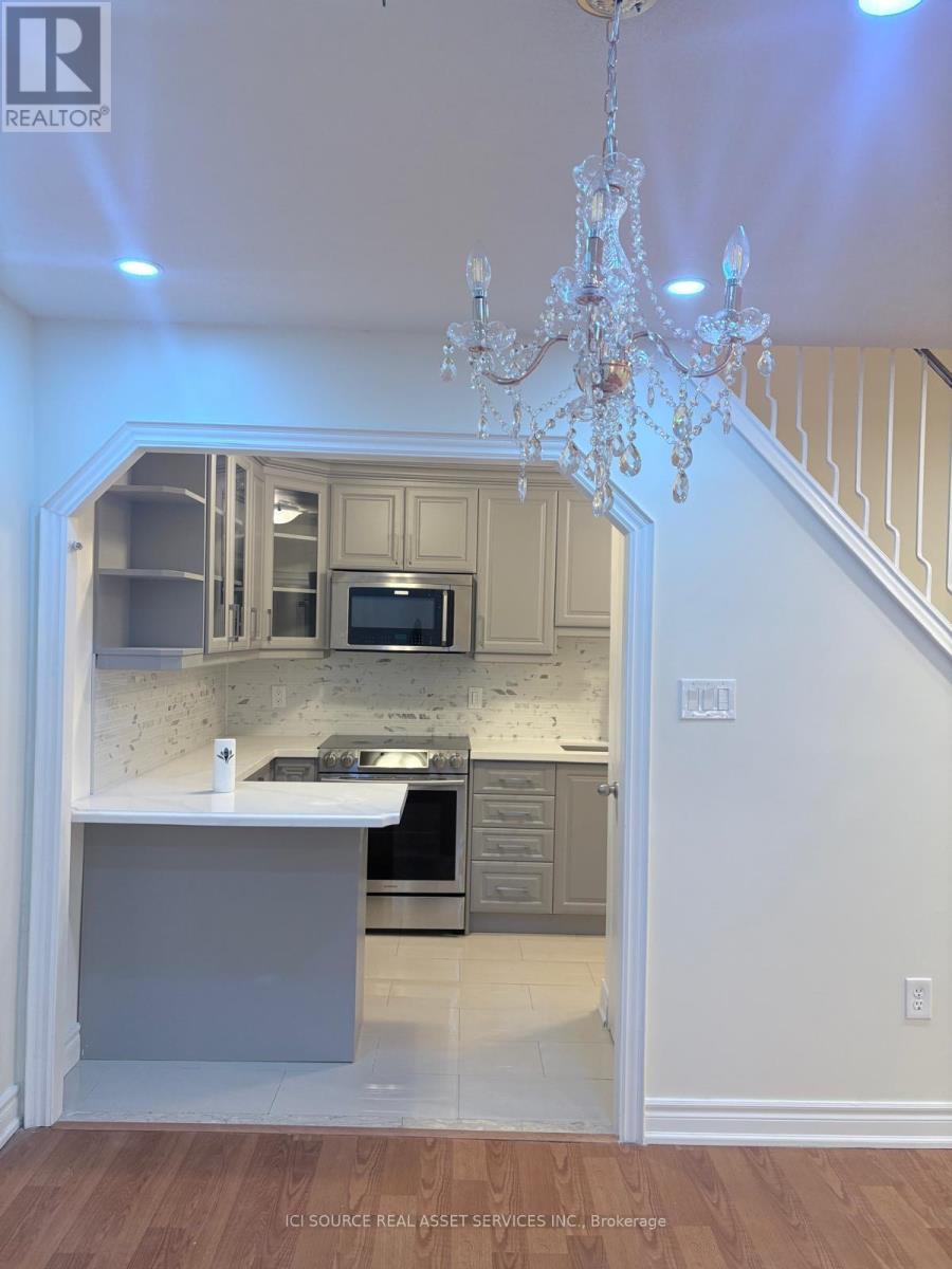 1017 - 100 Mornelle Court, Toronto, Ontario  M1E 4X2 - Photo 3 - E13838004