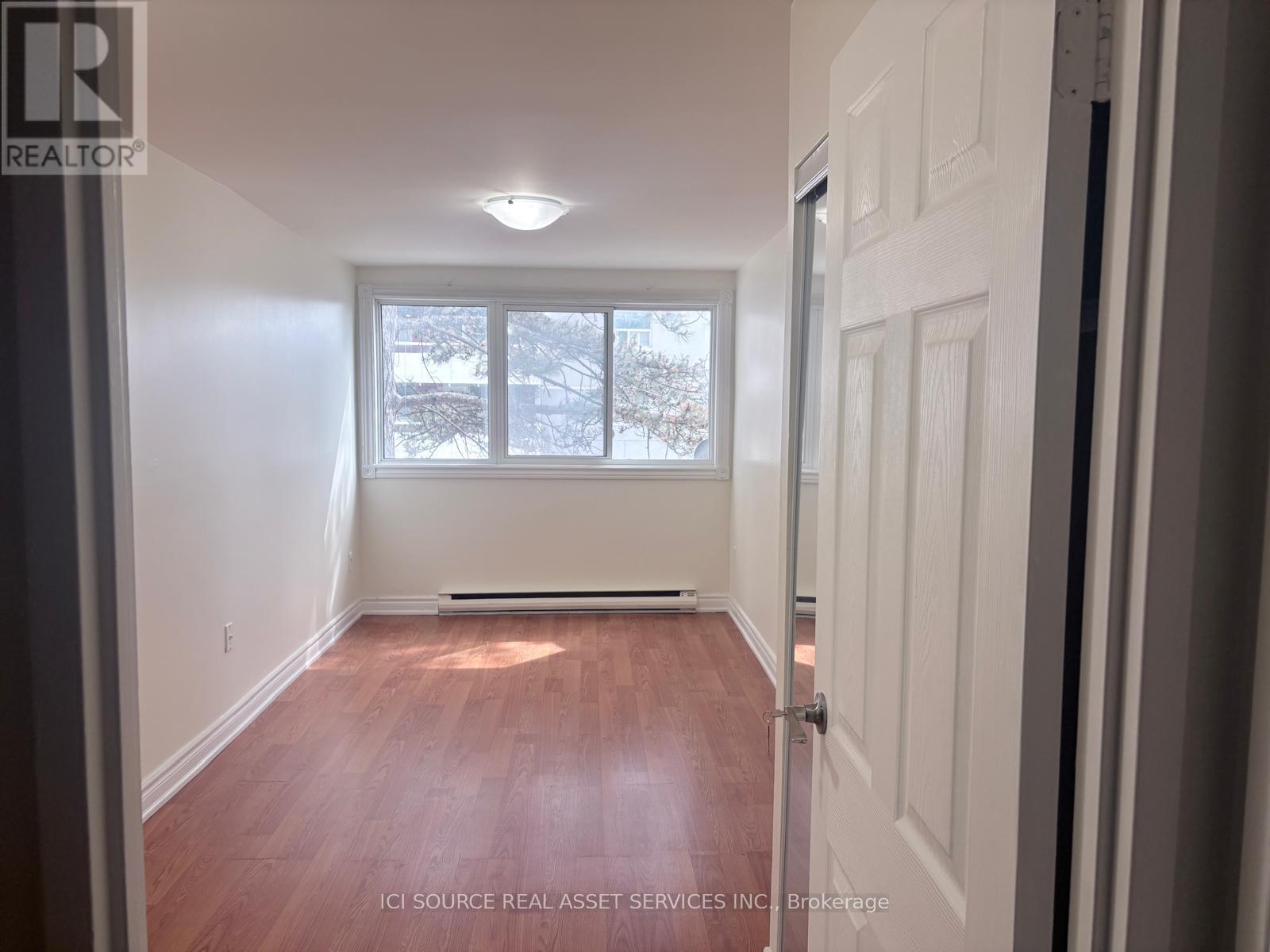 1017 - 100 Mornelle Court, Toronto, Ontario  M1E 4X2 - Photo 8 - E13838004