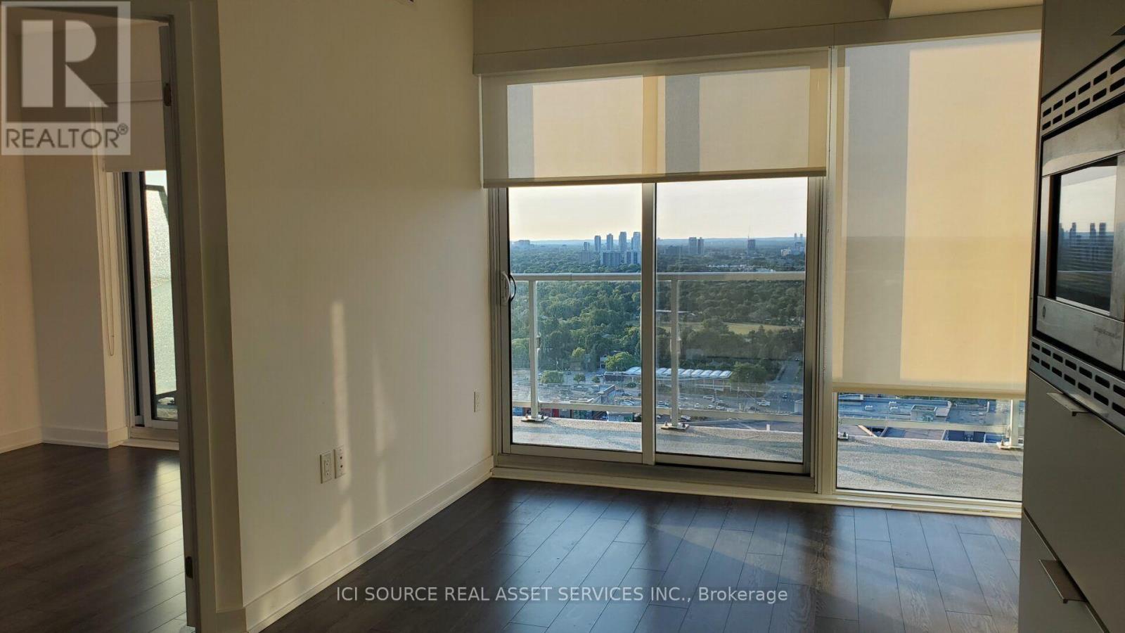 2206 - 50 O'neill Road, Toronto, Ontario  M3C 0R1 - Photo 10 - C13846766