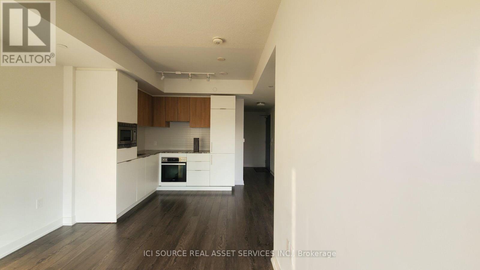 2206 - 50 O'neill Road, Toronto, Ontario  M3C 0R1 - Photo 12 - C13846766