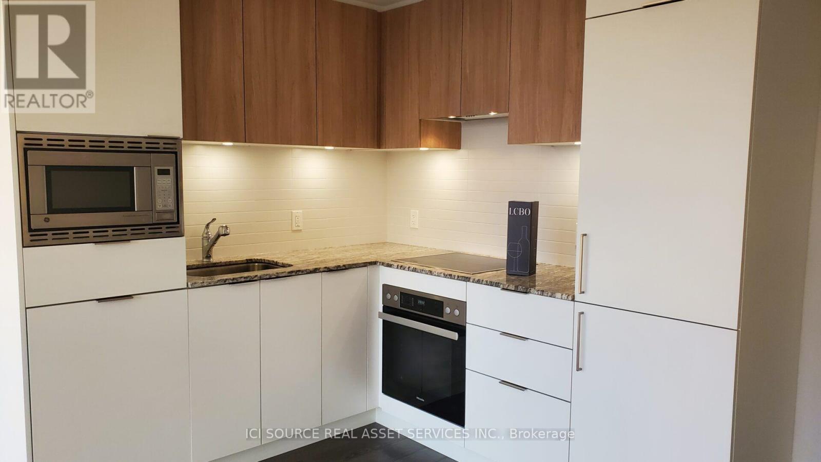 2206 - 50 O'neill Road, Toronto, Ontario  M3C 0R1 - Photo 18 - C13846766