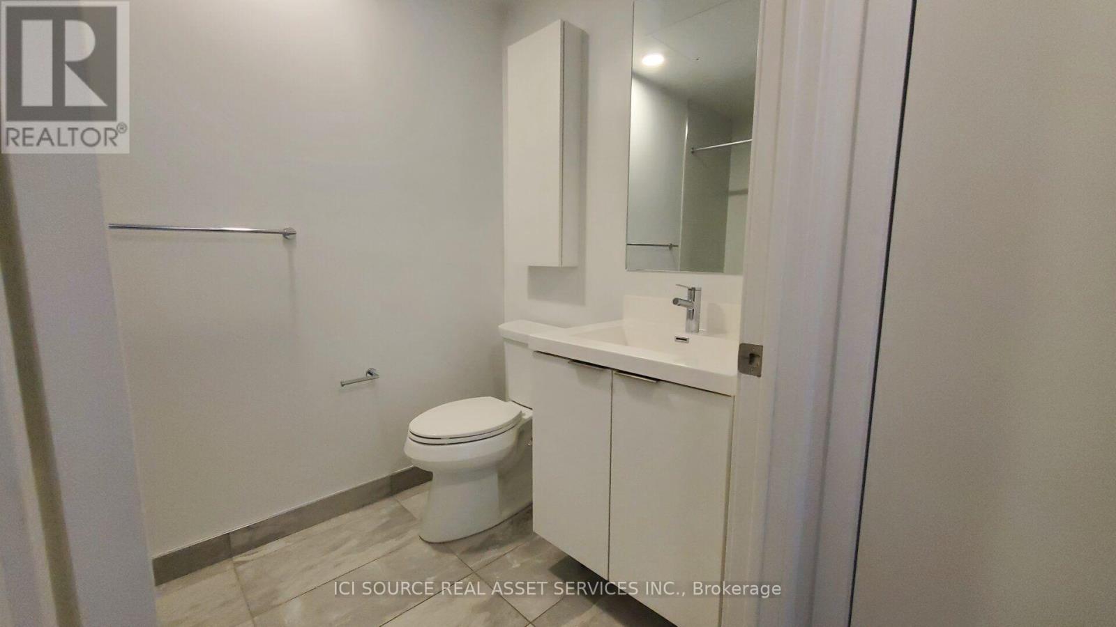 2206 - 50 O'neill Road, Toronto, Ontario  M3C 0R1 - Photo 25 - C13846766