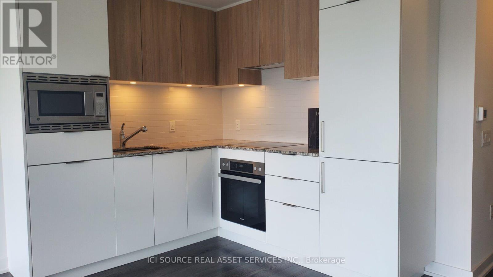 2206 - 50 O'neill Road, Toronto, Ontario  M3C 0R1 - Photo 26 - C13846766
