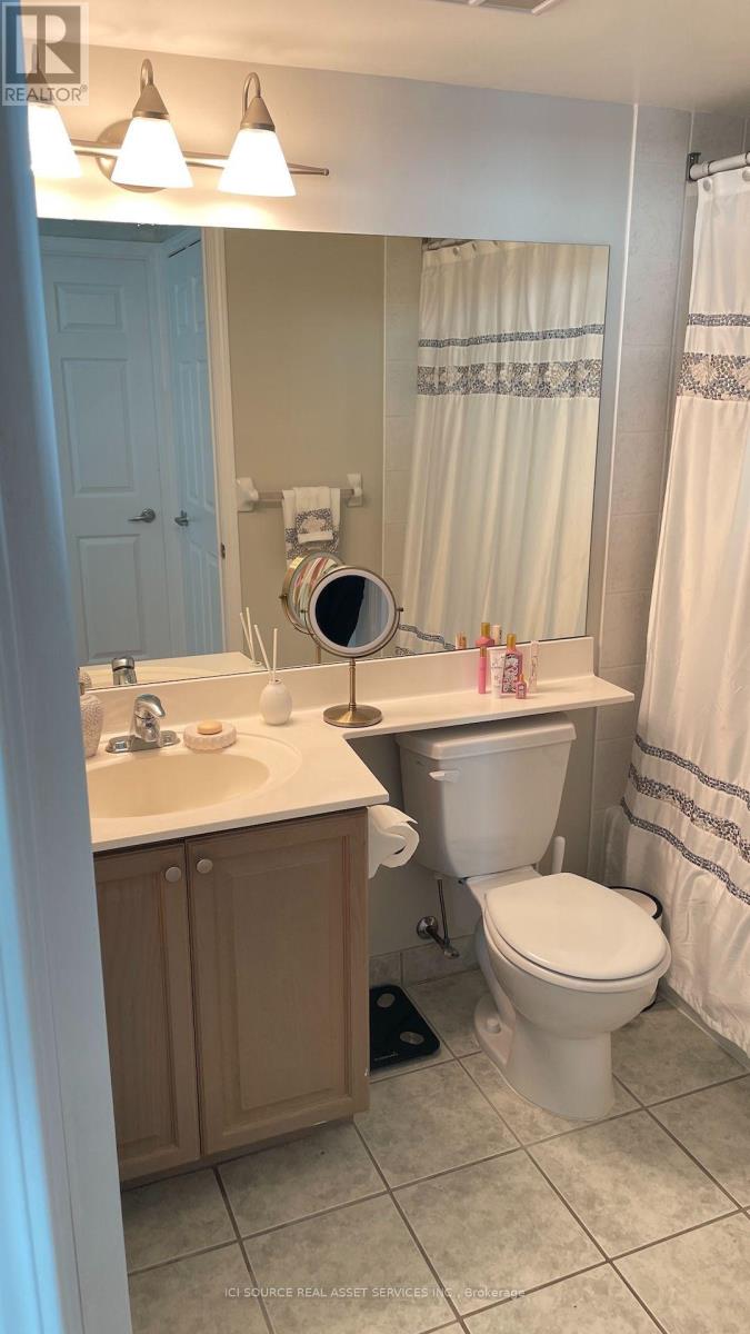 2019 - 230 Queens Quay W, Toronto, Ontario  M5J 2Y7 - Photo 15 - C13853076