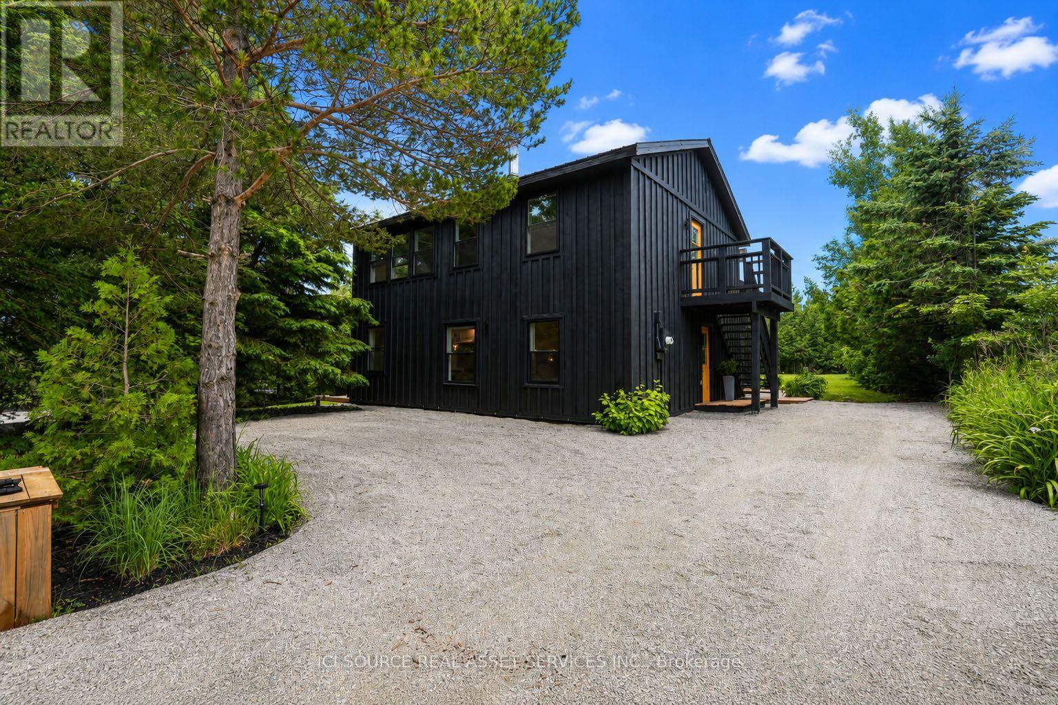 124 TYROL AVENUE, Blue Mountains, Ontario
