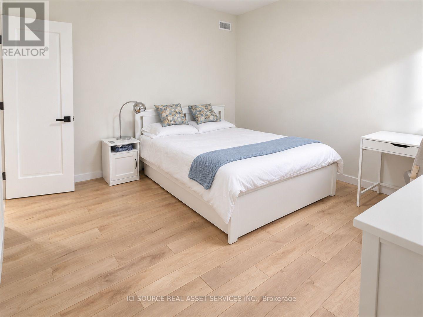 1221 Meadowlands Drive E, Ottawa, Ontario  K2E 6K2 - Photo 5 - X13859586