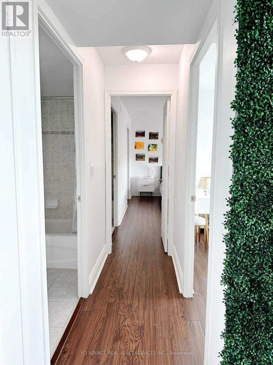 901 - 935 Sheppard Avenue W, Toronto, Ontario  M3H 2T7 - Photo 13 - C13860528