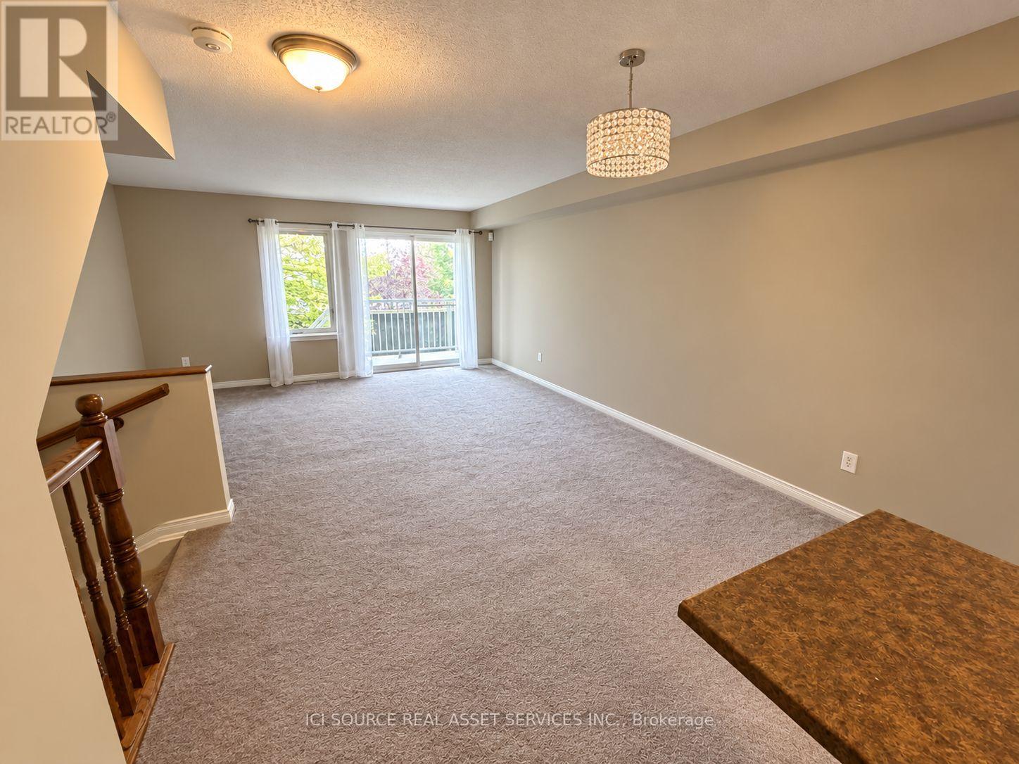 151 Keltie Private, Ottawa, Ontario  K2J 0A1 - Photo 3 - X13865406