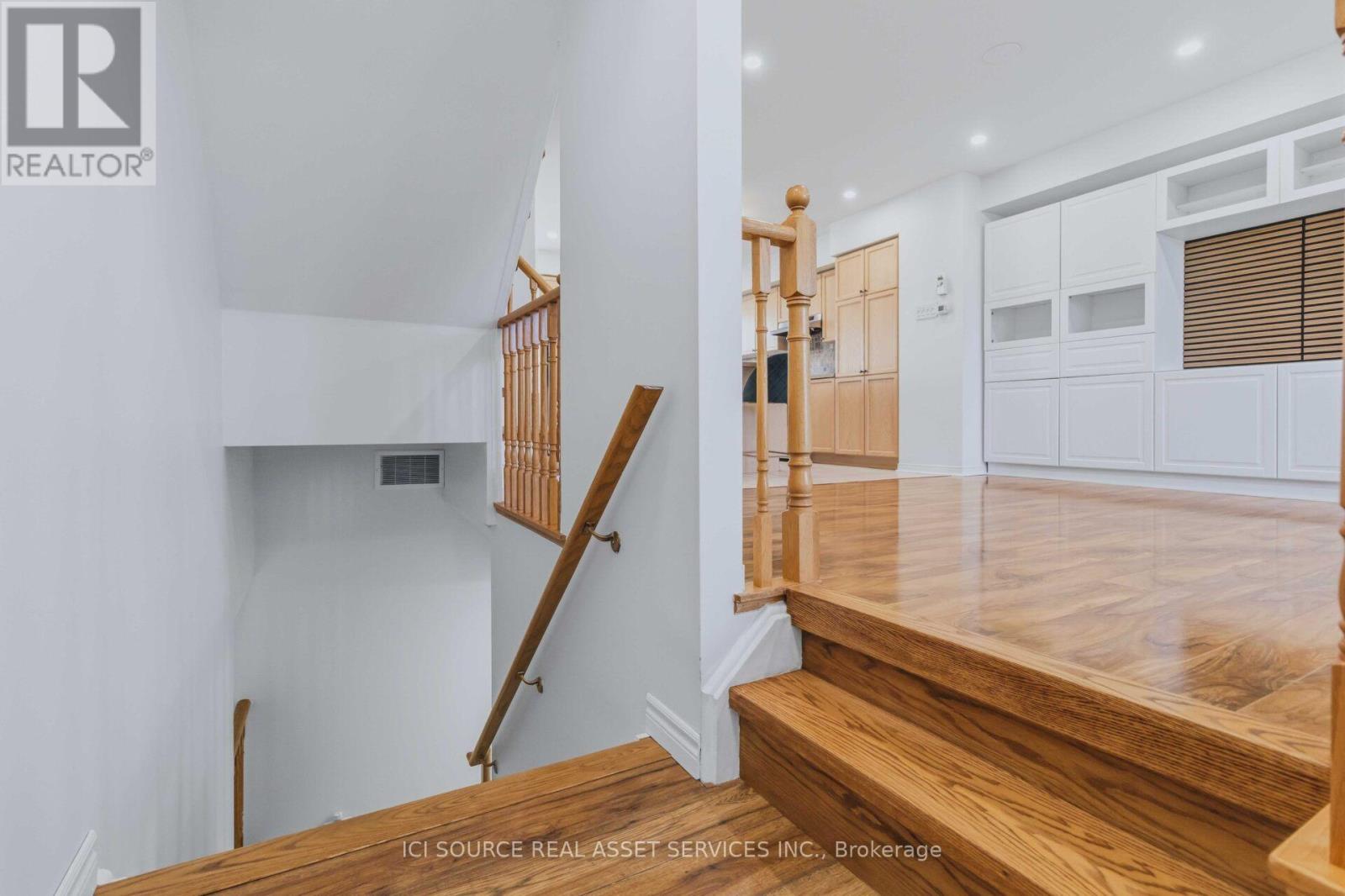 48 - 4985 Southampton Drive, Mississauga, Ontario  L5M 8C6 - Photo 11 - W13865414