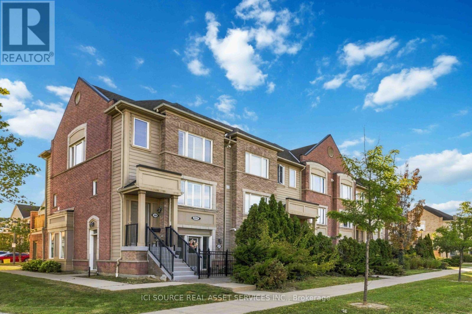 48 - 4985 SOUTHAMPTON DRIVE, Mississauga, Ontario