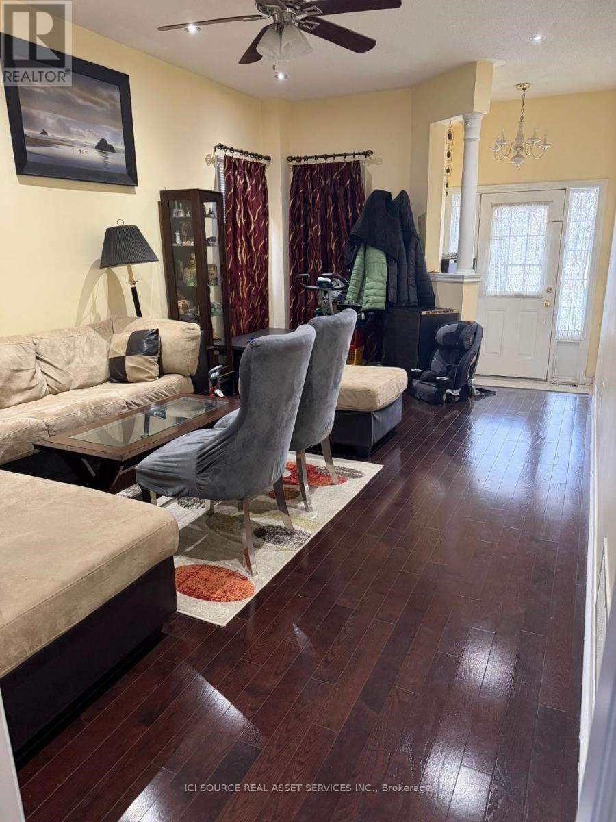 Upper - 26 Pefferlaw Circle, Brampton, Ontario  L6Y 0K1 - Photo 20 - W13870238