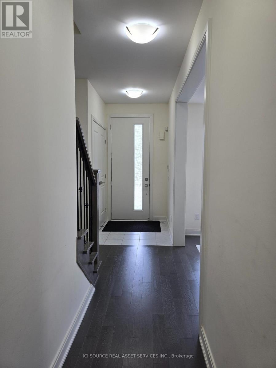 31 Nightjar Drive, Brampton, Ontario  L7A 5A1 - Photo 4 - W13876298