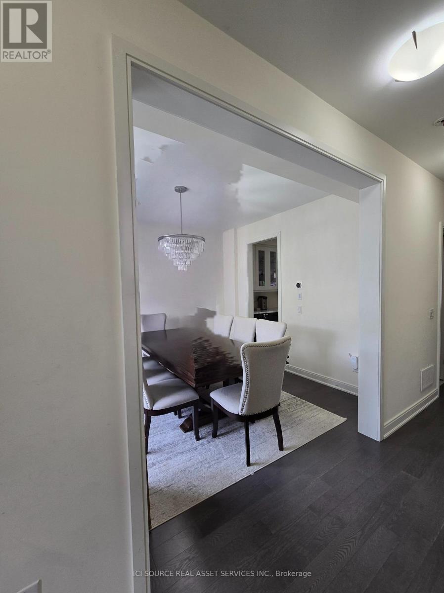 31 Nightjar Drive, Brampton, Ontario  L7A 5A1 - Photo 5 - W13876298