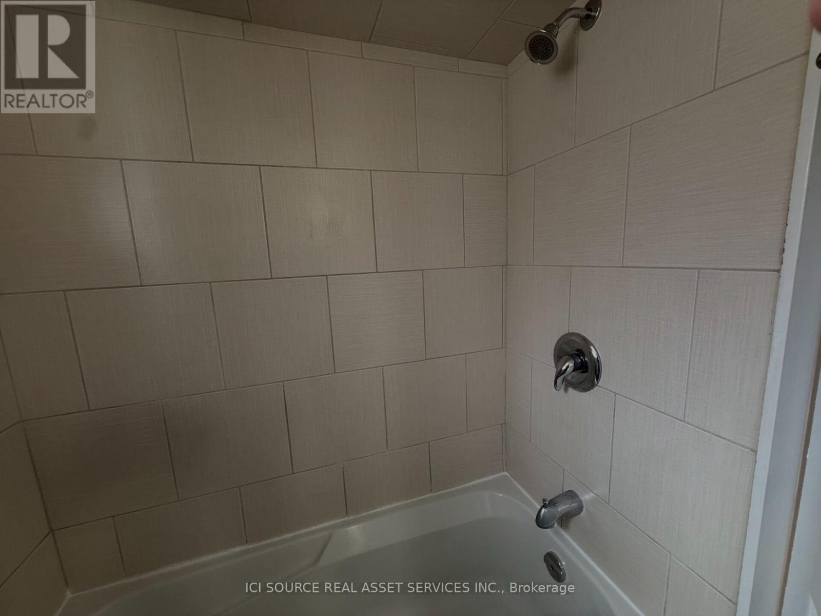 Lower Level - 17 Hubert Avenue, Toronto, Ontario  M1K 1Z7 - Photo 10 - E13879576