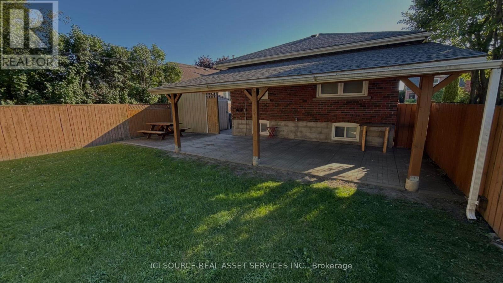 Lower Level - 17 Hubert Avenue, Toronto, Ontario  M1K 1Z7 - Photo 2 - E13879576
