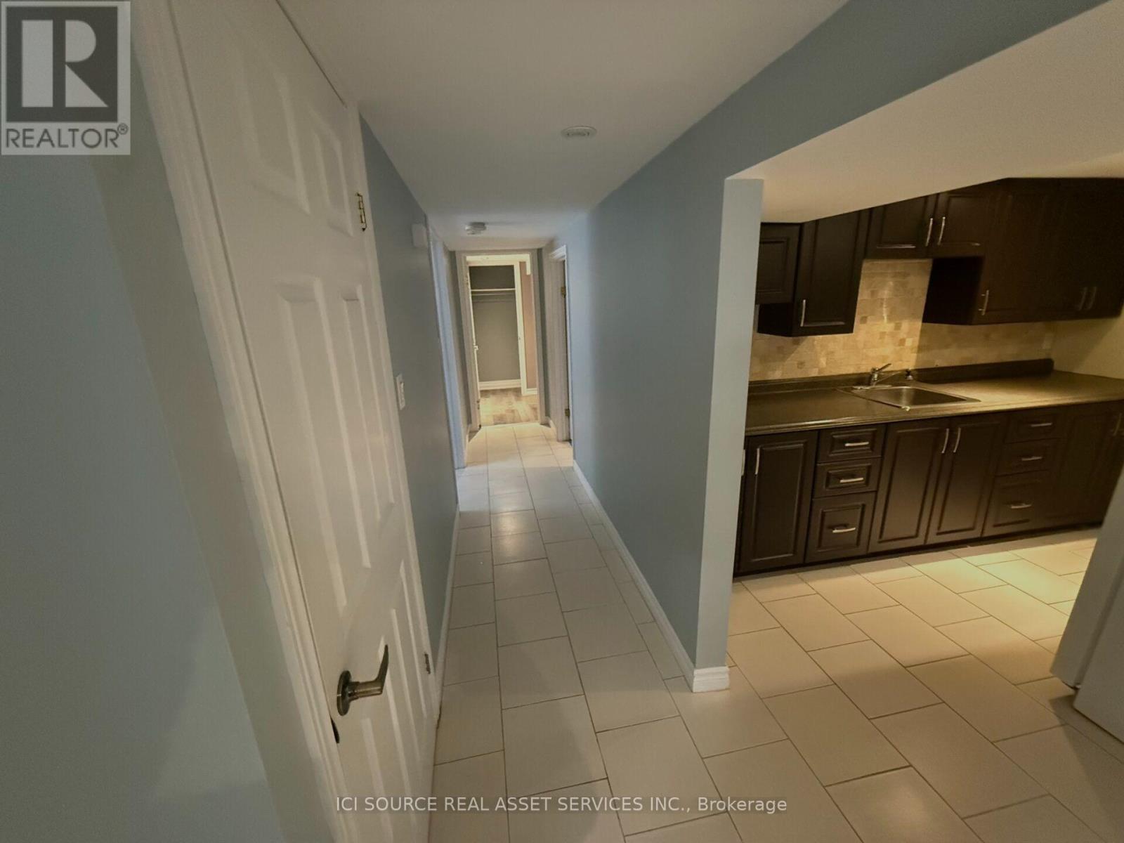 Lower Level - 17 Hubert Avenue, Toronto, Ontario  M1K 1Z7 - Photo 8 - E13879576