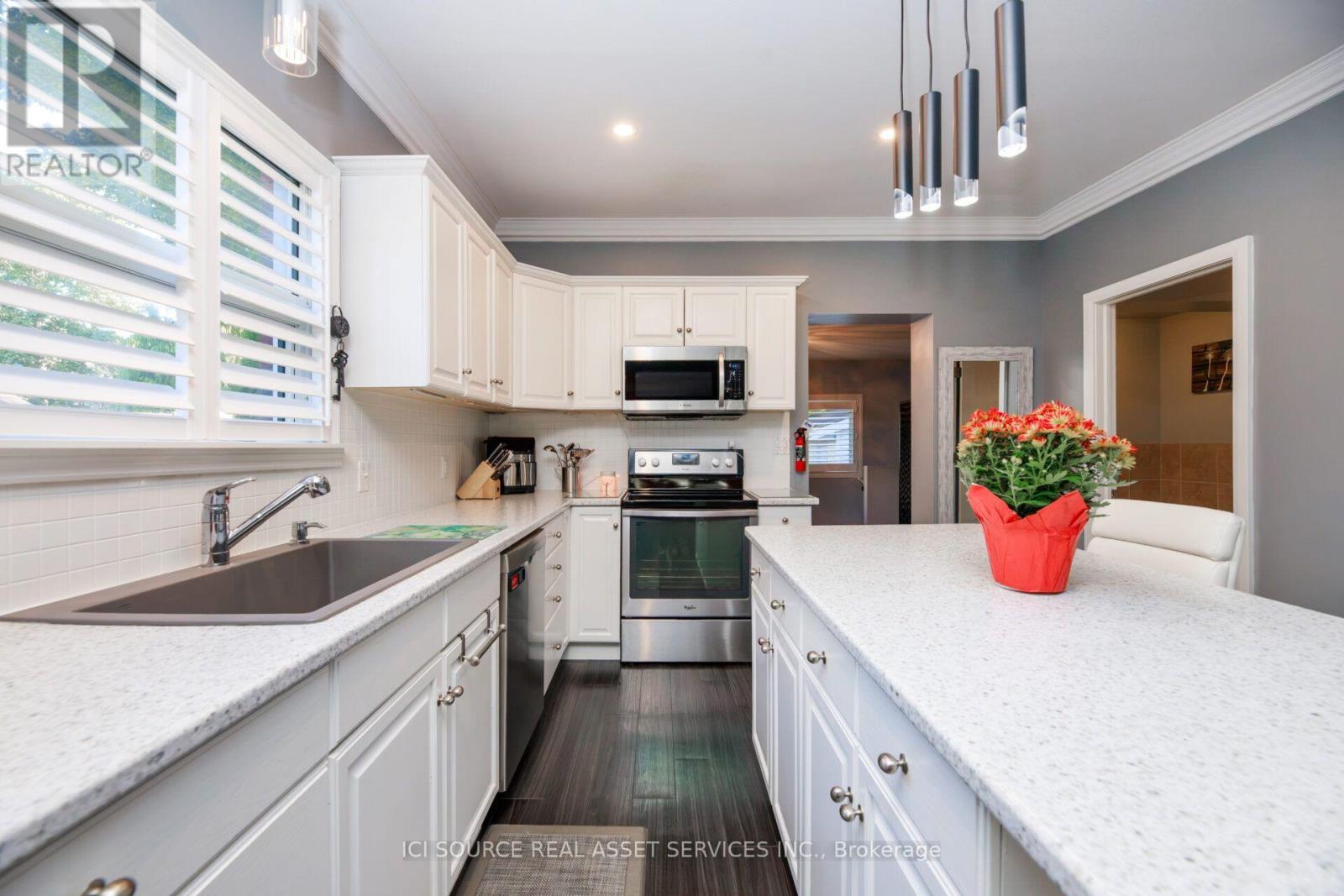 95 Robertson Avenue, Chatham-Kent, Ontario  N7M 3A7 - Photo 7 - X13884246
