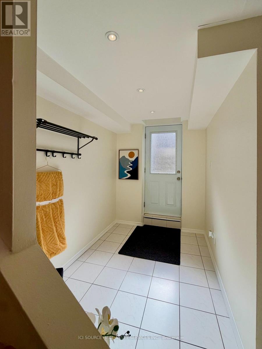 Basement - 5 America Avenue, Vaughan, Ontario  L6A 2Y1 - Photo 34 - N14030152