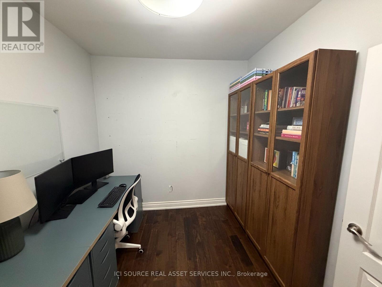 1 (2nd Floor) - 399 Roncesvalles Avenue, Toronto, Ontario  M6R 2N1 - Photo 12 - W14030146