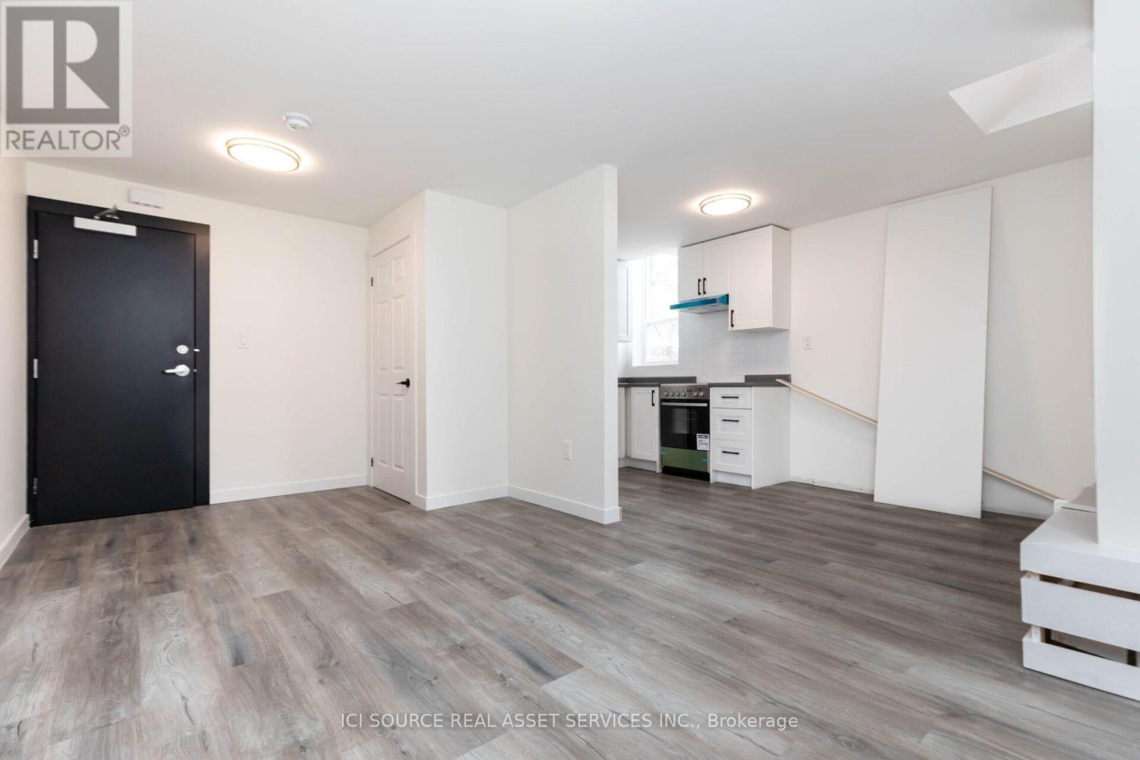 55 Madison Avenue, Toronto, Ontario  M5R 2S3 - Photo 9 - C14032390