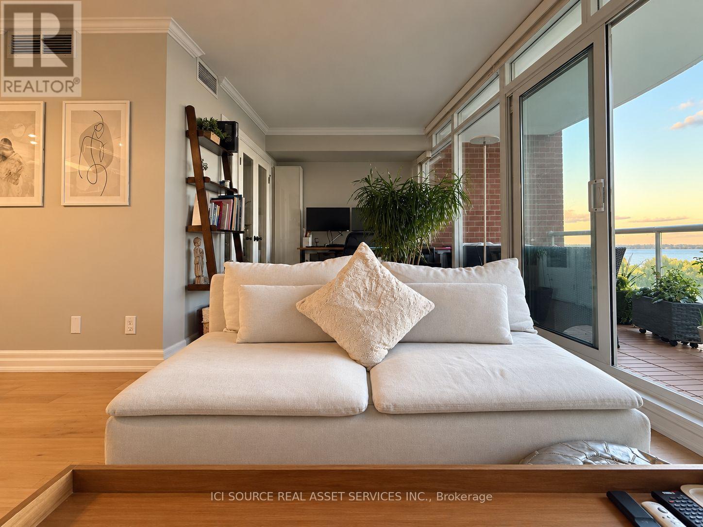812 - 550 Queens Quay W, Toronto, Ontario  M5V 3M8 - Photo 7 - C14079748