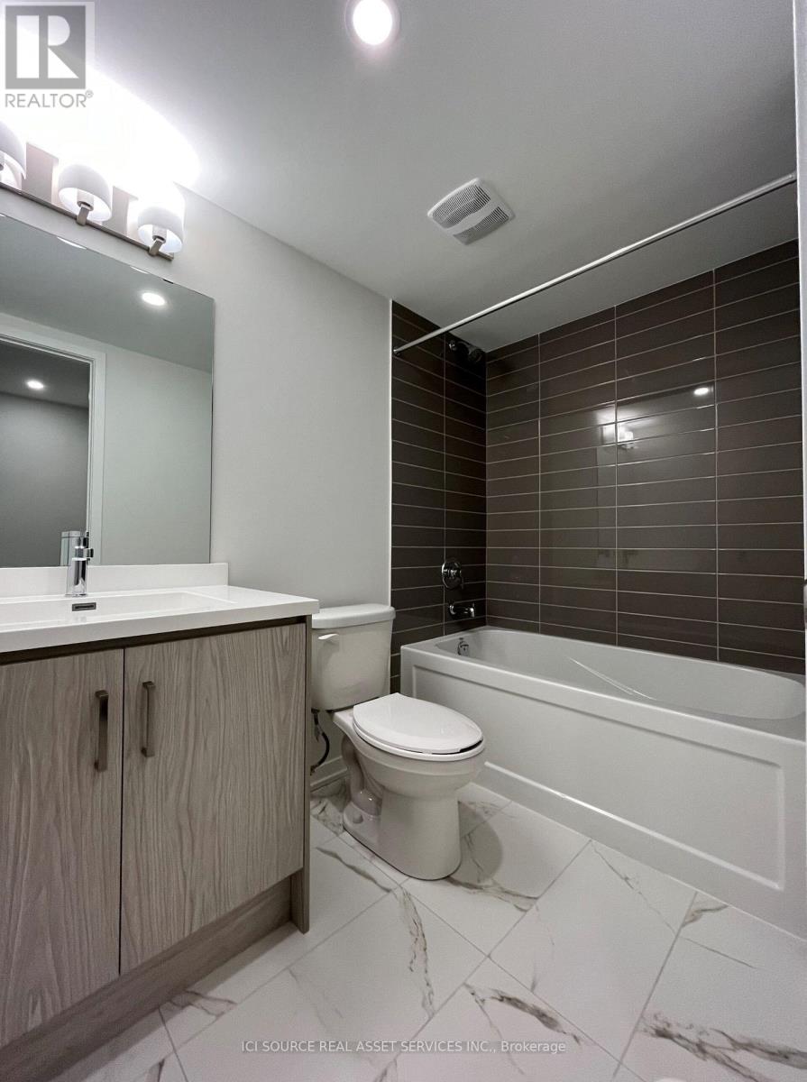 230 - 131 Honeycrisp Crescent, Vaughan, Ontario  L4K 0N7 - Photo 13 - N14079728