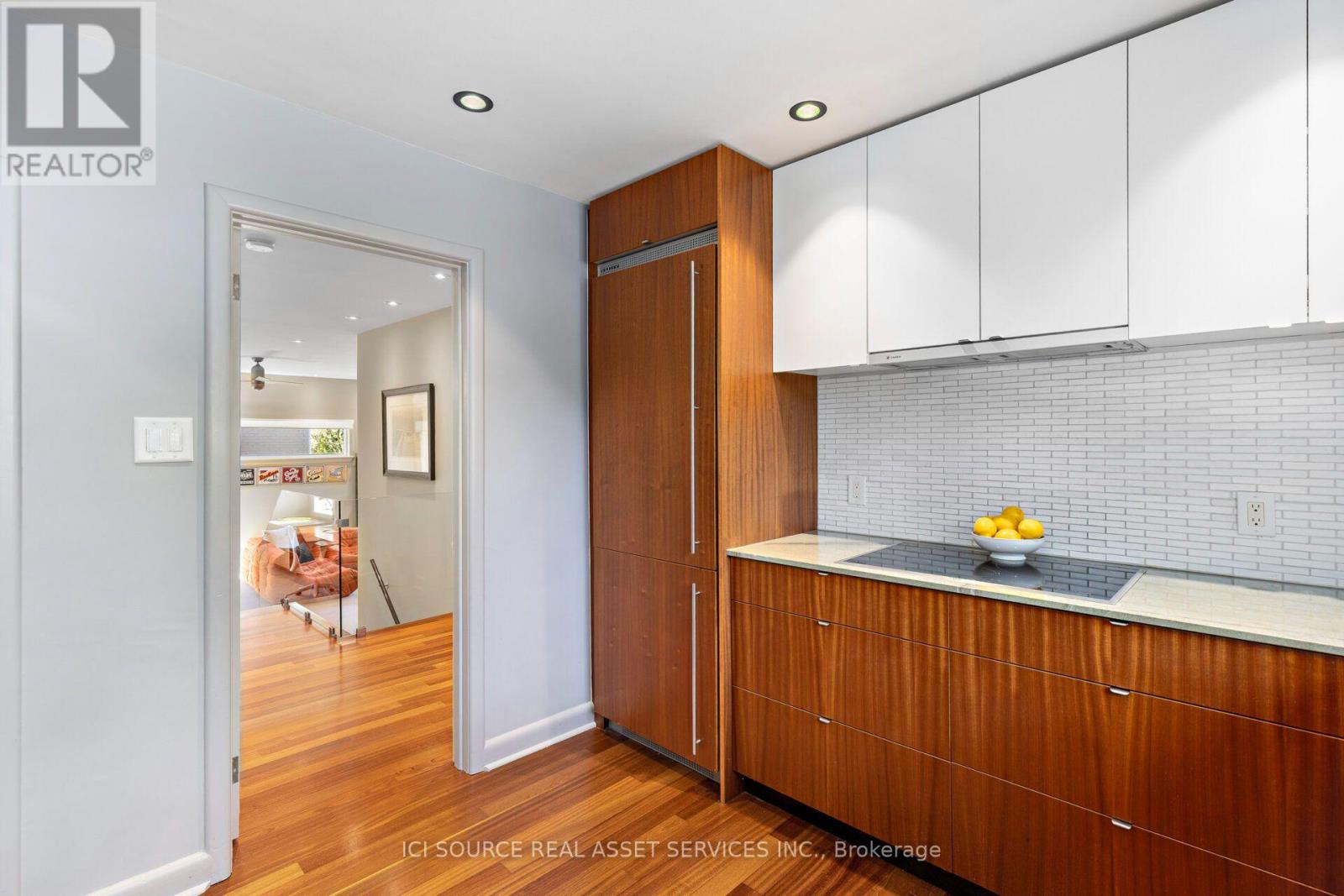 10 Red Oaks Crescent, Toronto, Ontario  M4G 1A5 - Photo 15 - C14079778