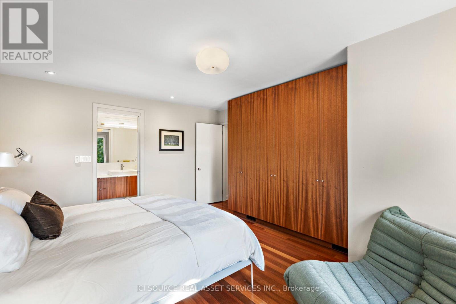 10 Red Oaks Crescent, Toronto, Ontario  M4G 1A5 - Photo 22 - C14079778